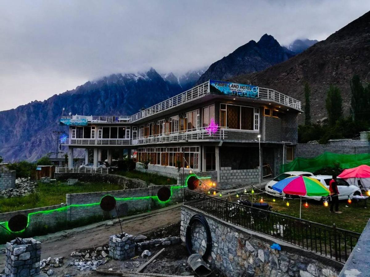 Fairy Land Hotel Karimabad  エクステリア 写真